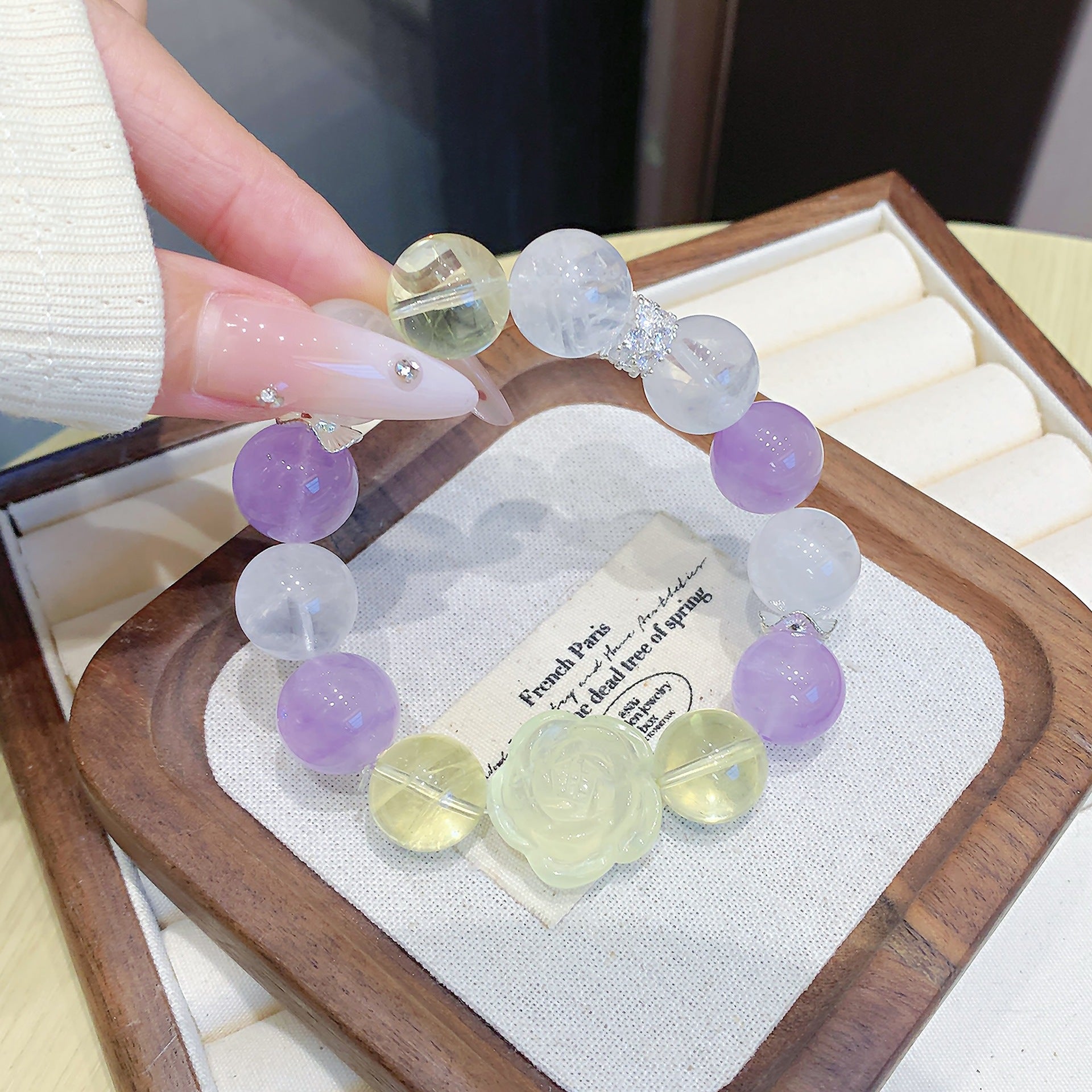 Natural Amethyst Single Strand Bracelet Purple Aura Surrounding Beaded Bracelet Natural Crystal Bracelet Popular Jewelry Bracelet