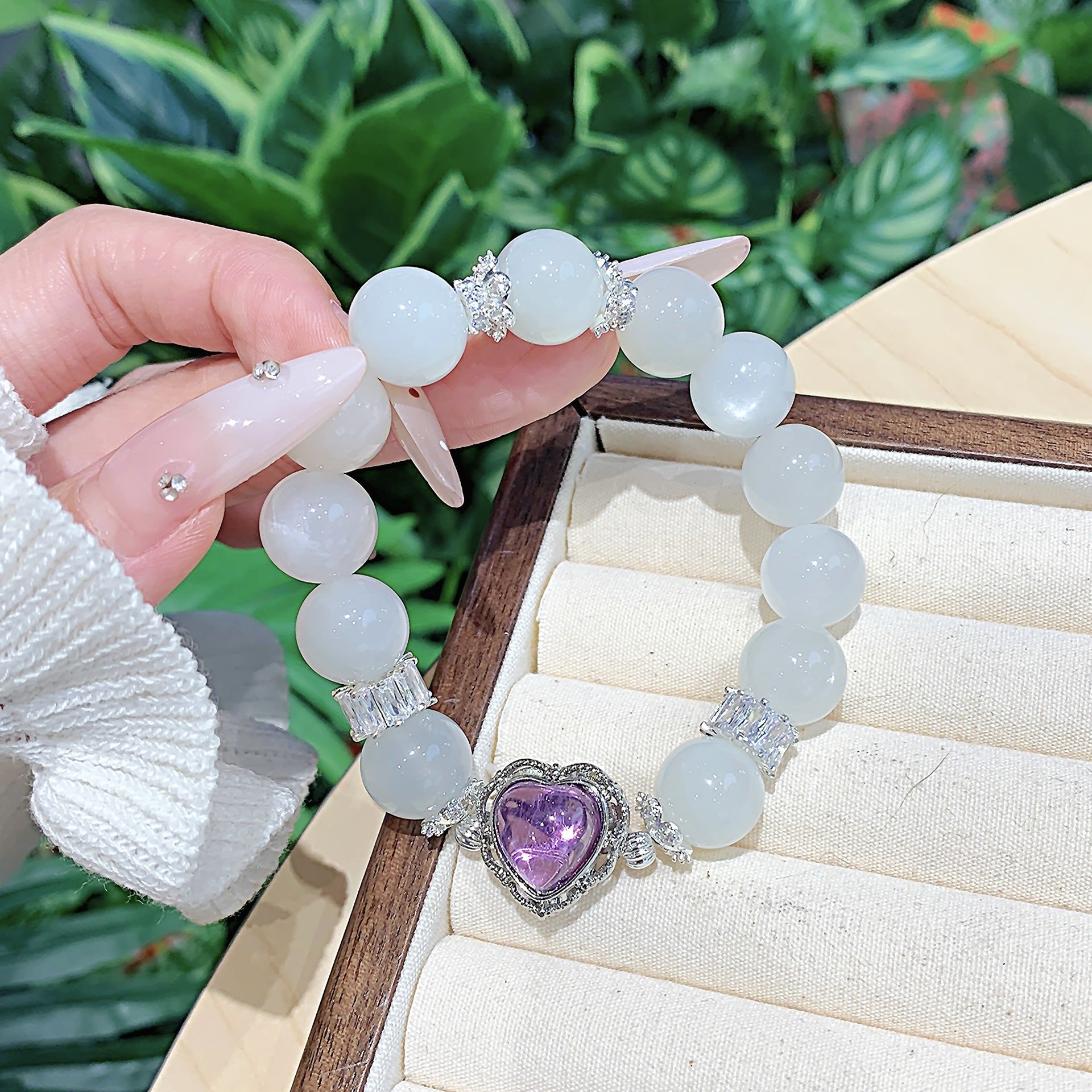 Exquisite White Moonlight Bracelet Natural Moonstone Amethyst Bracelet Gift Bracelet for Girlfriend Crystal Bracelet