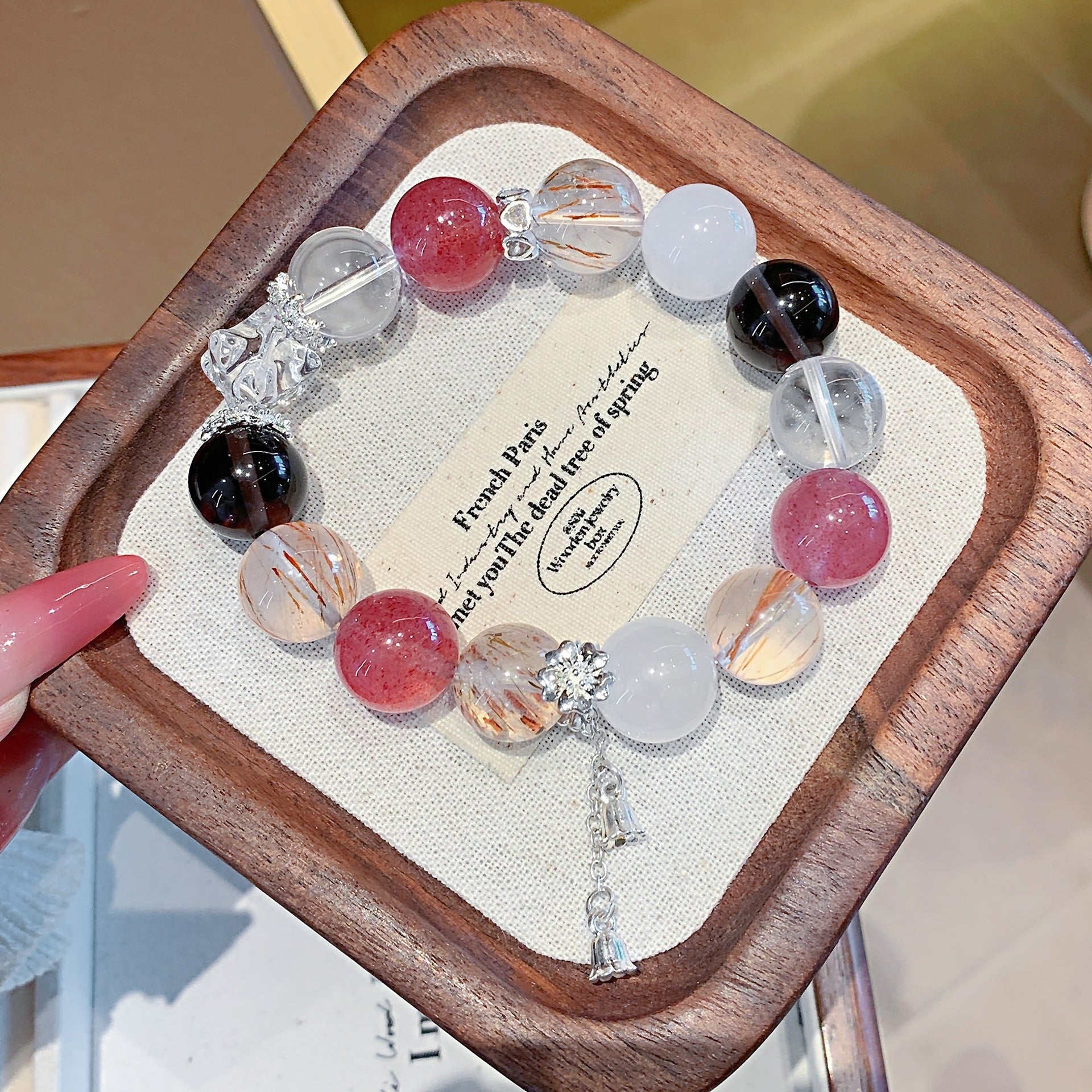 Natural Multi-Gemstone Crystal Fashion Versatile Women's Bracelet Hot-selling Exquisite Bracelet Original Design Strawberry Crystal Bracelet