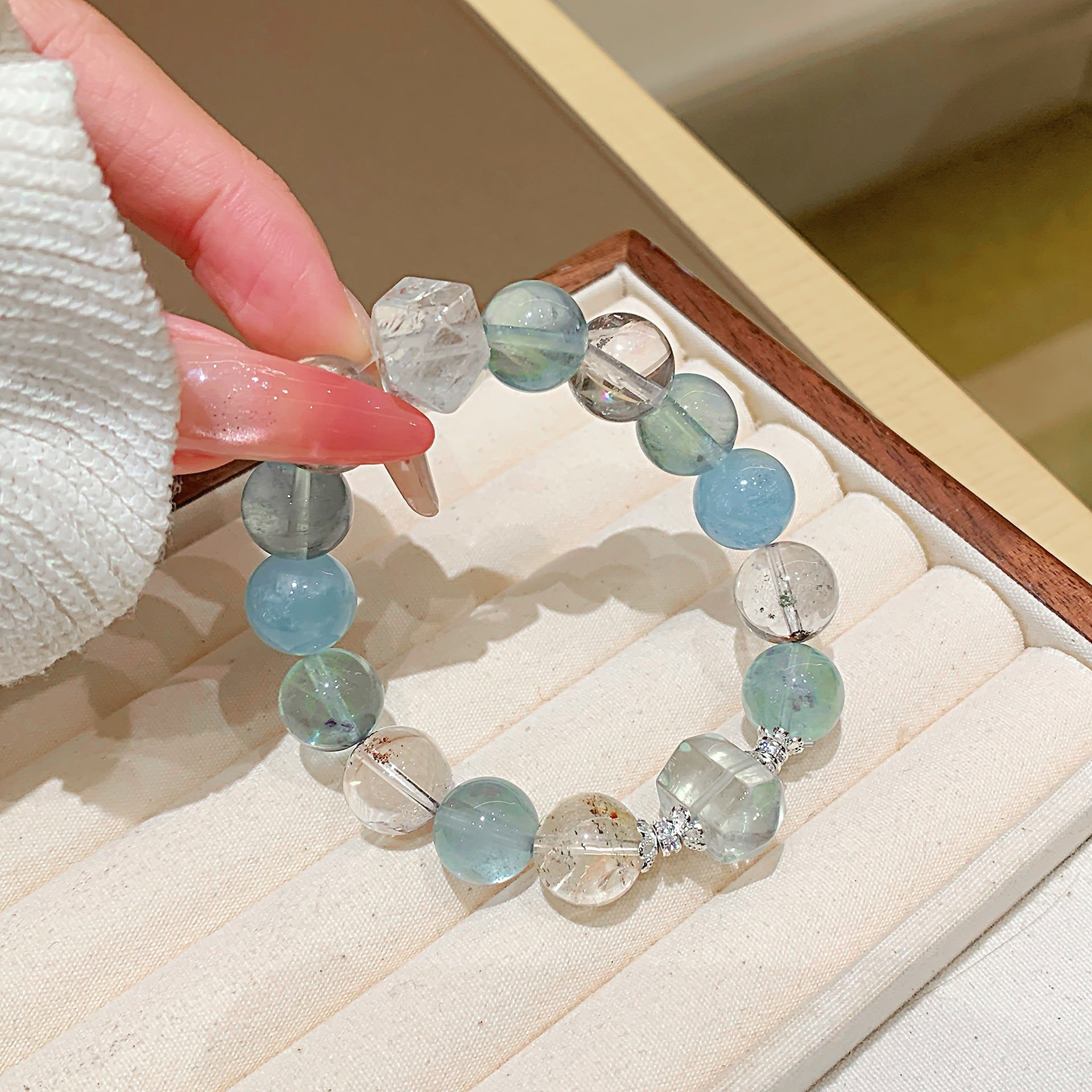 Natural Green Fluorite Crystal Bracelet Simple Niche Design New Single Loop Bracelet Jewelry Multi-Gemstone Crystal Bracelet