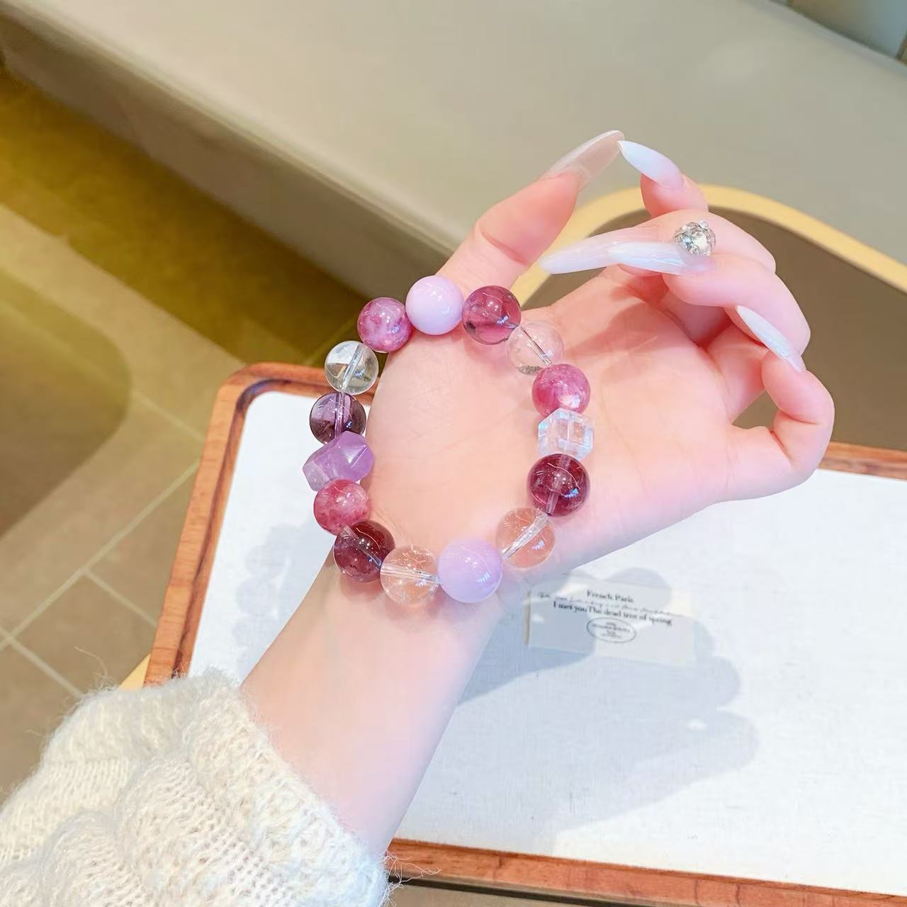 Natural Original Handmade Jewelry Chain Lavender Purple Milk White Crystal Bracelet with White Acai Natural Crystal Bracelet