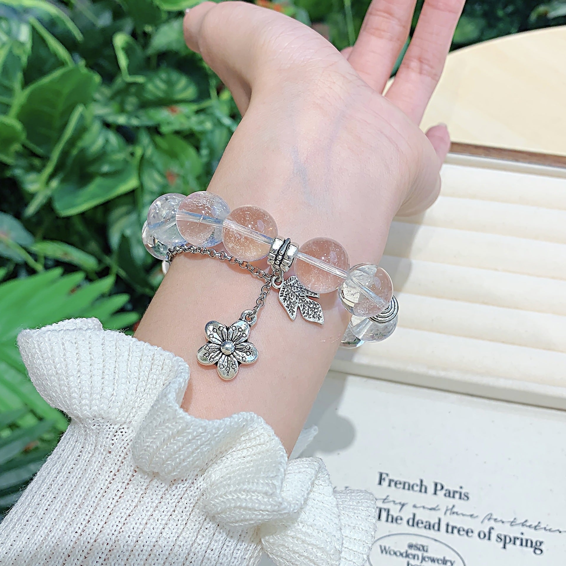 White Crystal Hot-Selling Bracelet Natural Jewelry Crystal Bracelet Cross-Border Exclusive Supply Light Luxury Style High-end Feel Bracelet
