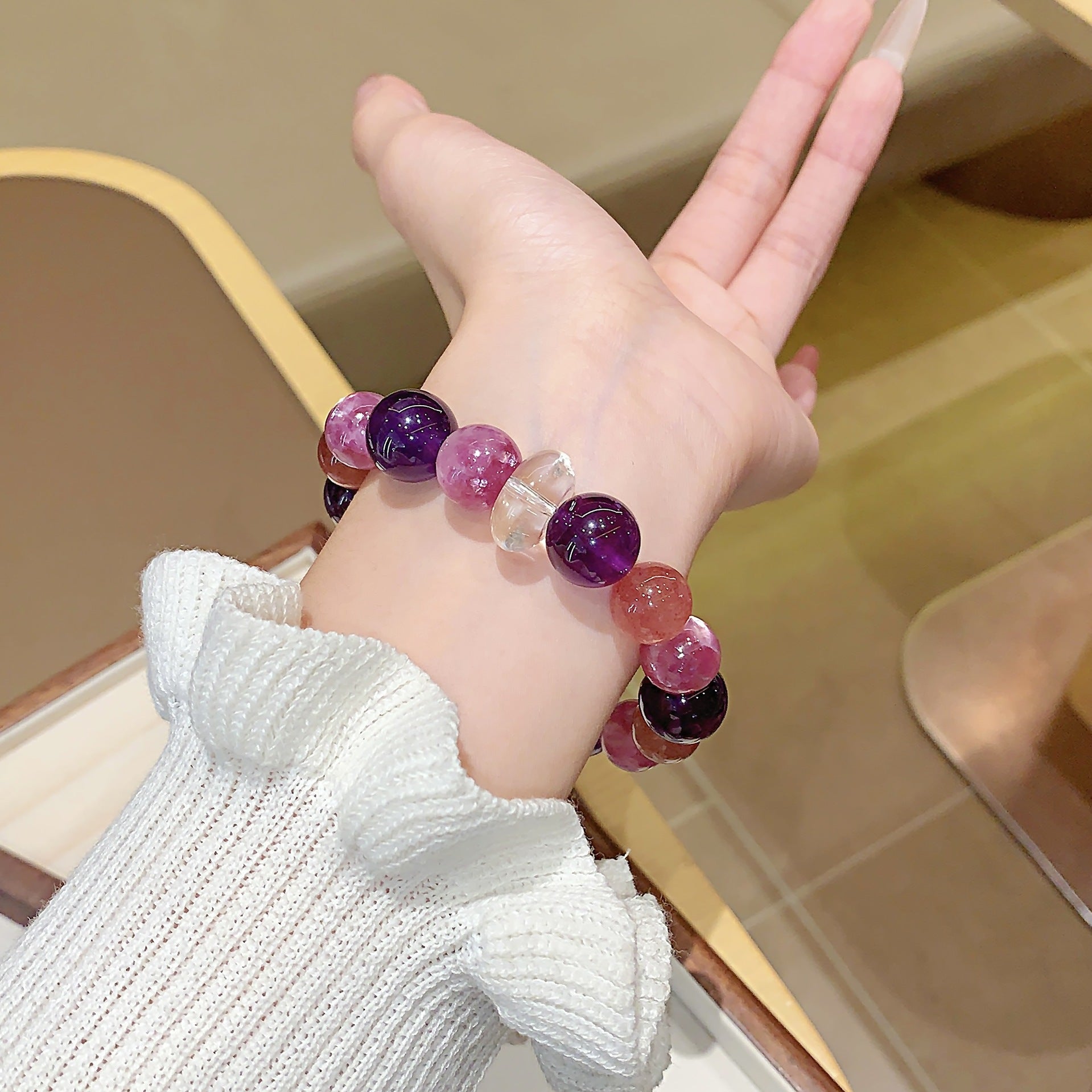 Natural Crystal Bracelet Jewelry Hot-selling Jewelry Natural Crystal Bracelet diy Artificial Bracelet Strawberry Crystal Bracelet