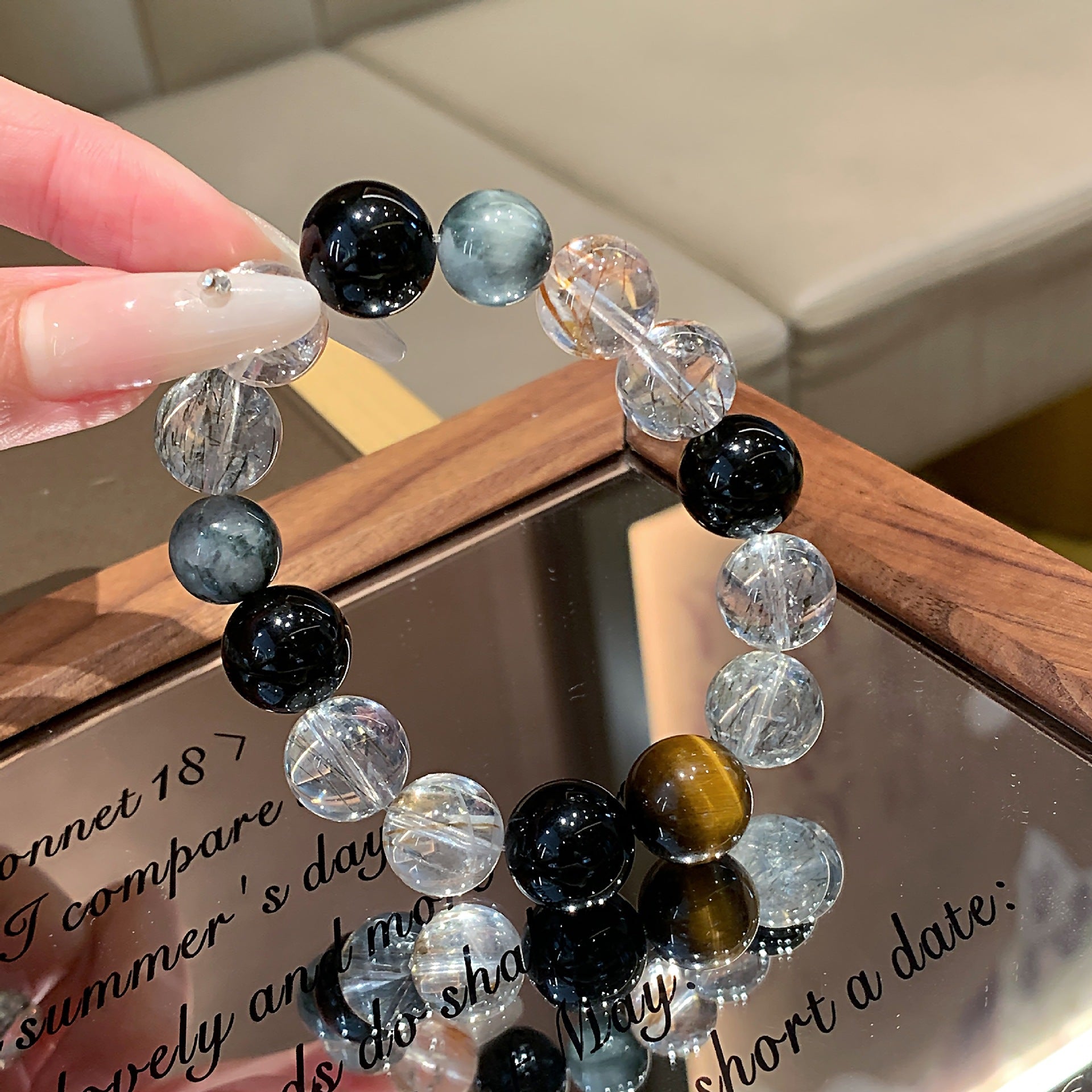 Eagle Eye Stone Crystal Bracelet Natural Crystal Chain Hot-Selling Bracelet Crystal Bracelet for Women with a Sense of Sophistication Wholesale Bracelets