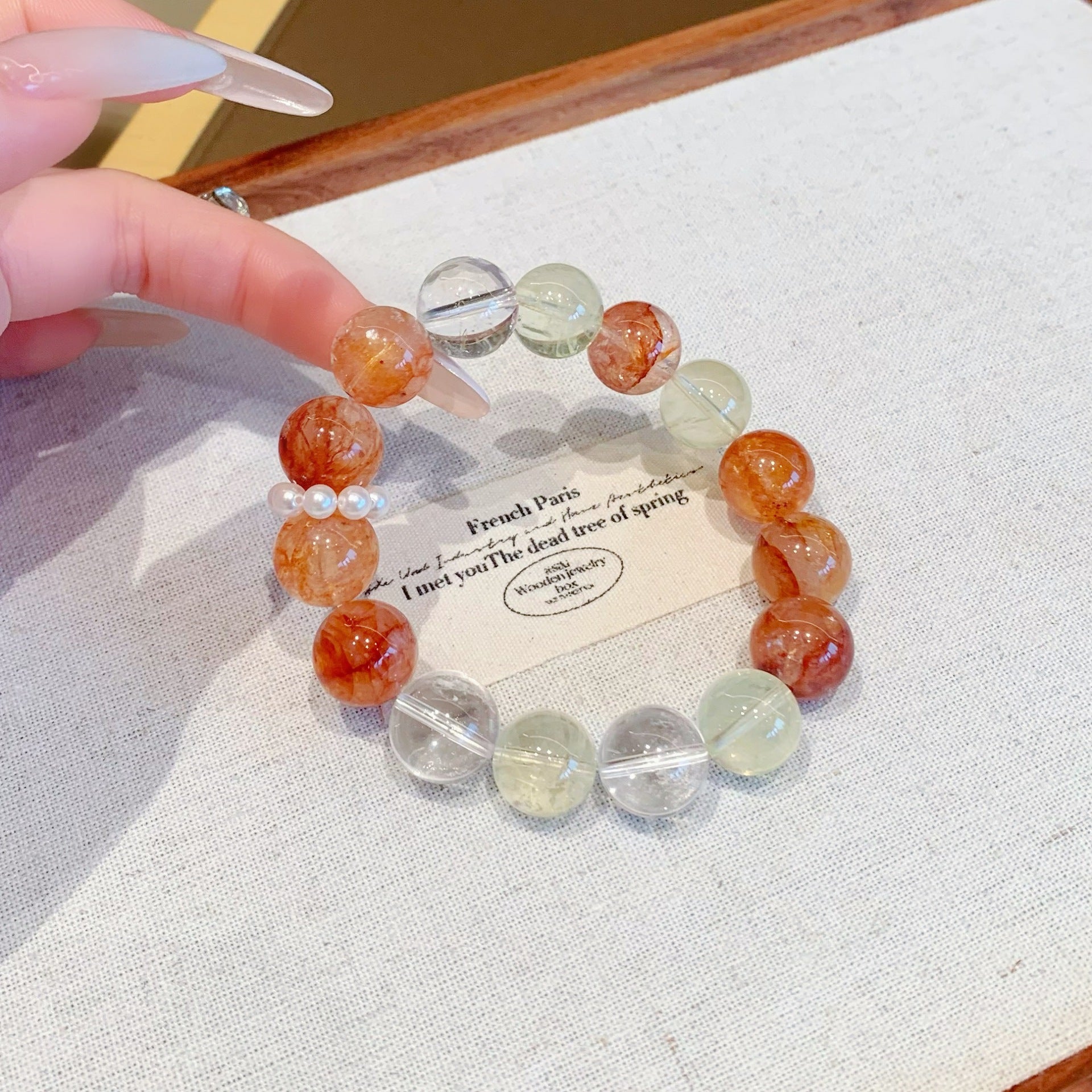 Natural Red Gum Flower White Crystal Beads Duobao Bracelet for Women Fresh and Sweet Floating Flower Southern Red Bead Bracelet Wholesale Jewelry