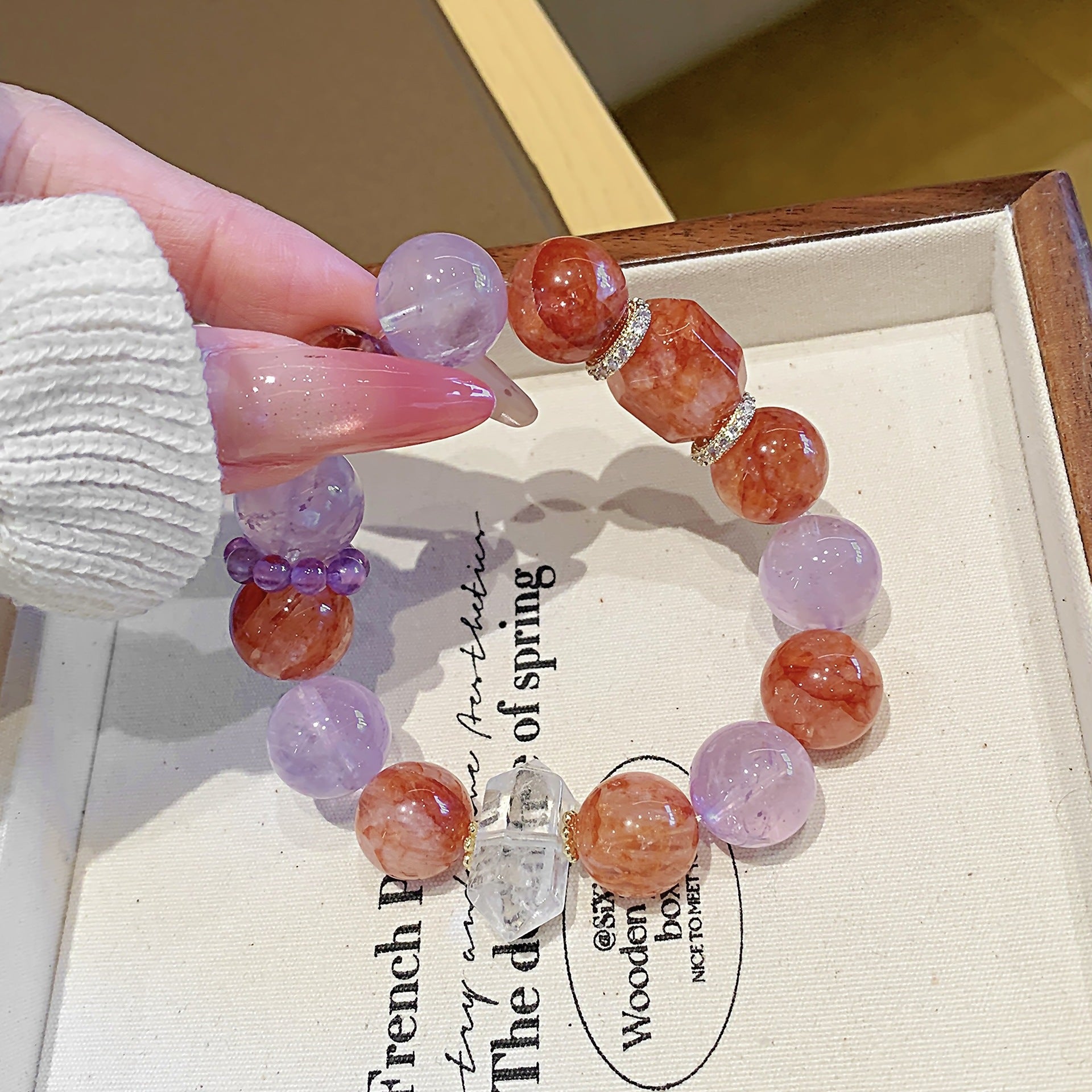Natural Amethyst Large Bead Red Resin Flower Design Bracelet for Women Nine Purple Fire Bracelet Design Crystal Bracelet