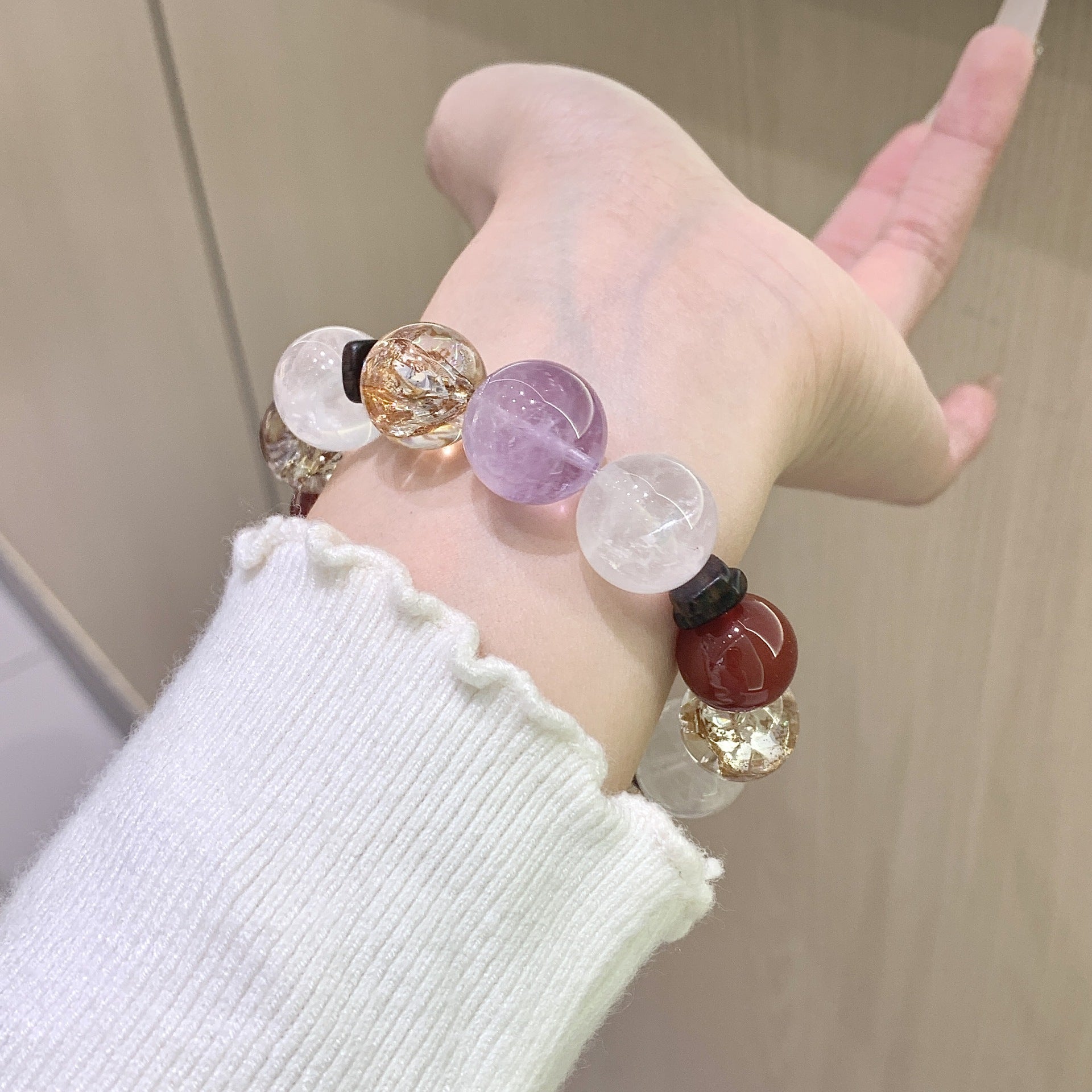 Natural Amethyst Bracelet White Ghost Premium Bracelet for Women, Rose Design, Wealth Attraction and Luck Improvement Gold Foil Glue Flower Crystal String