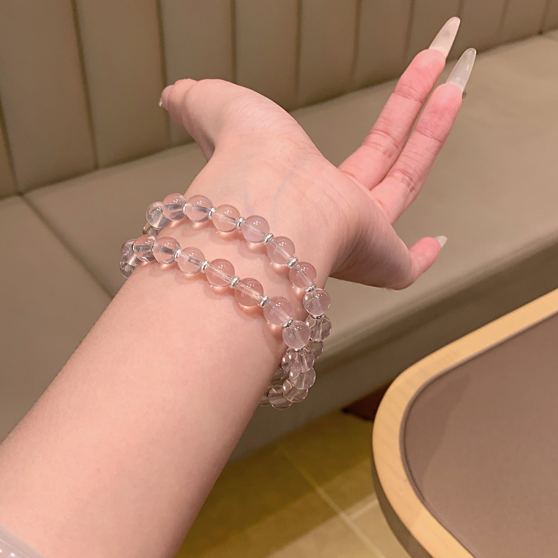 New ins Sweet and charming style Transparent Pink Beaded Bracelet Elegant Versatile Crystal Bracelet Rose Quartz Crystal Bracelet