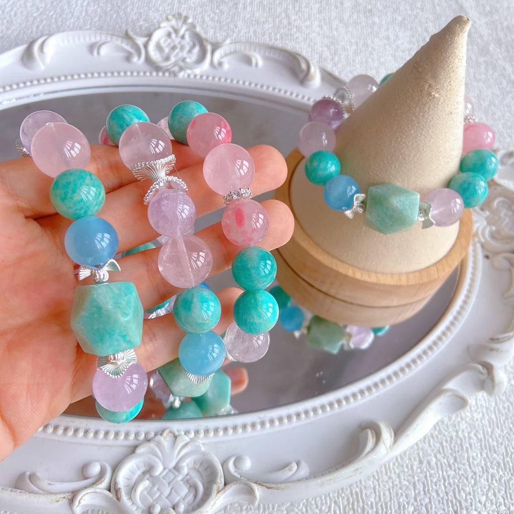 Flower Island Star River-Mint Green Garden