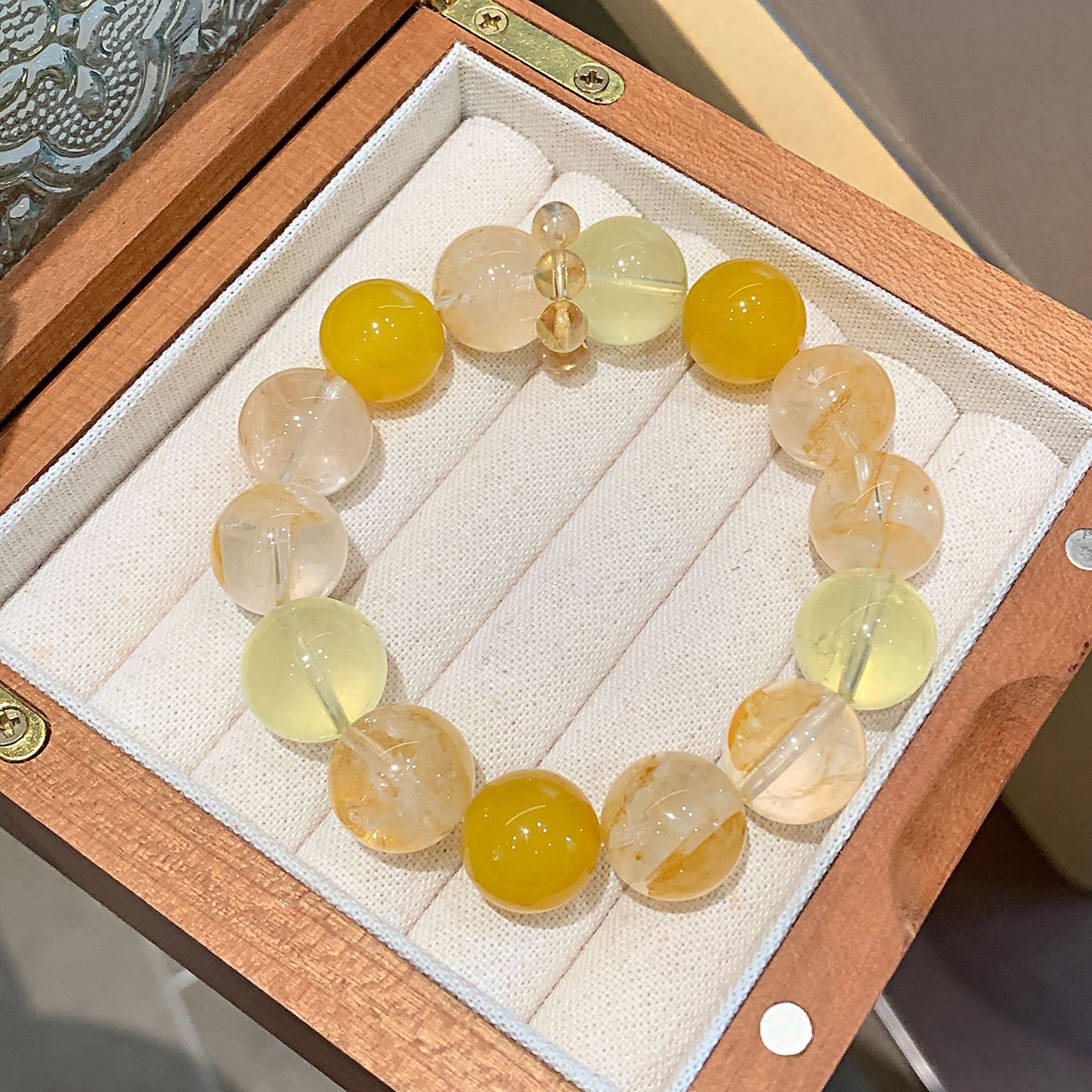 Natural Crystal Bracelet Lemon Quartz White Crystal Yellow Agate Freeform Golden Rutilated Quartz Running Ring Light Luxury Bracelet Crystal Bracelet