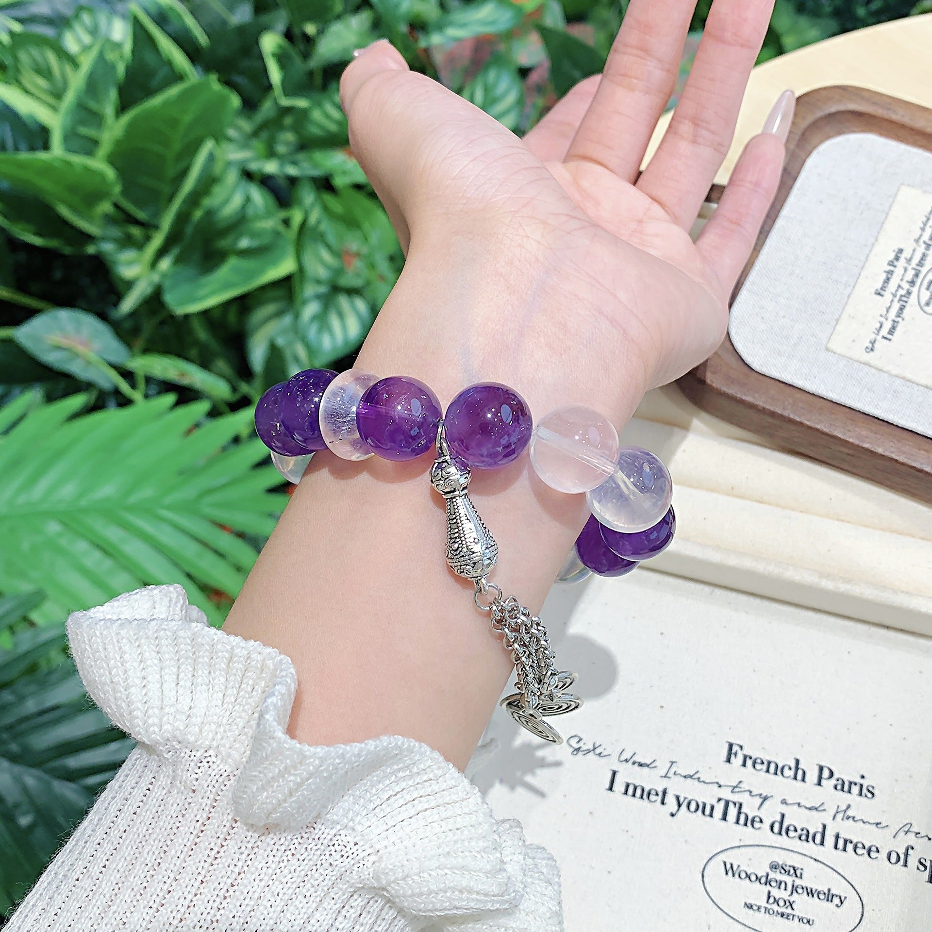 Natural Amethyst Bracelet Niche design high-end unisex bracelet Show off Cute Bracelet Chain Wholesale