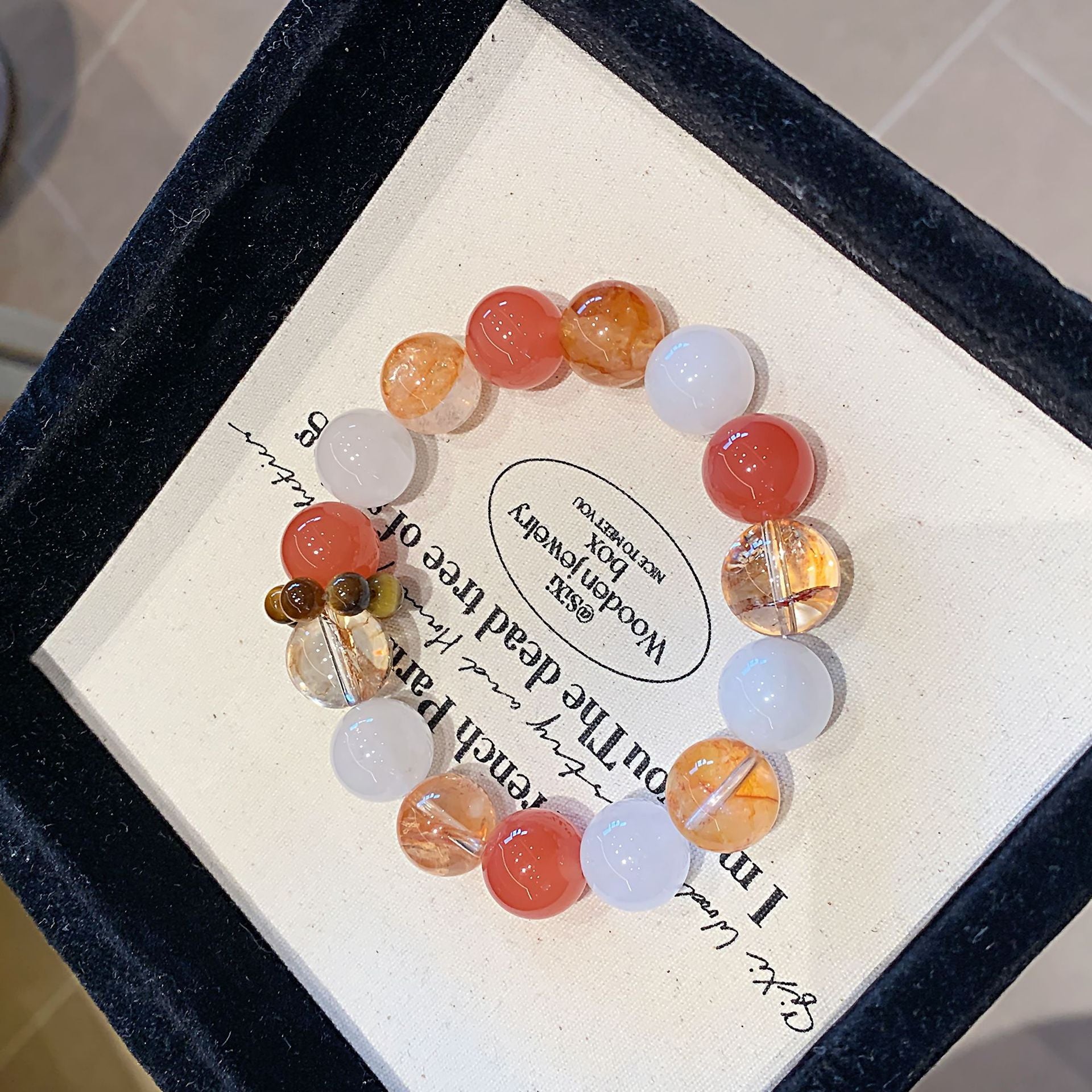 Natural Treasures diy Bracelet Paired with a variety of natural crystals Fashion Niche Hand Jewelry Chain Yellow Gum Flower Bracelet