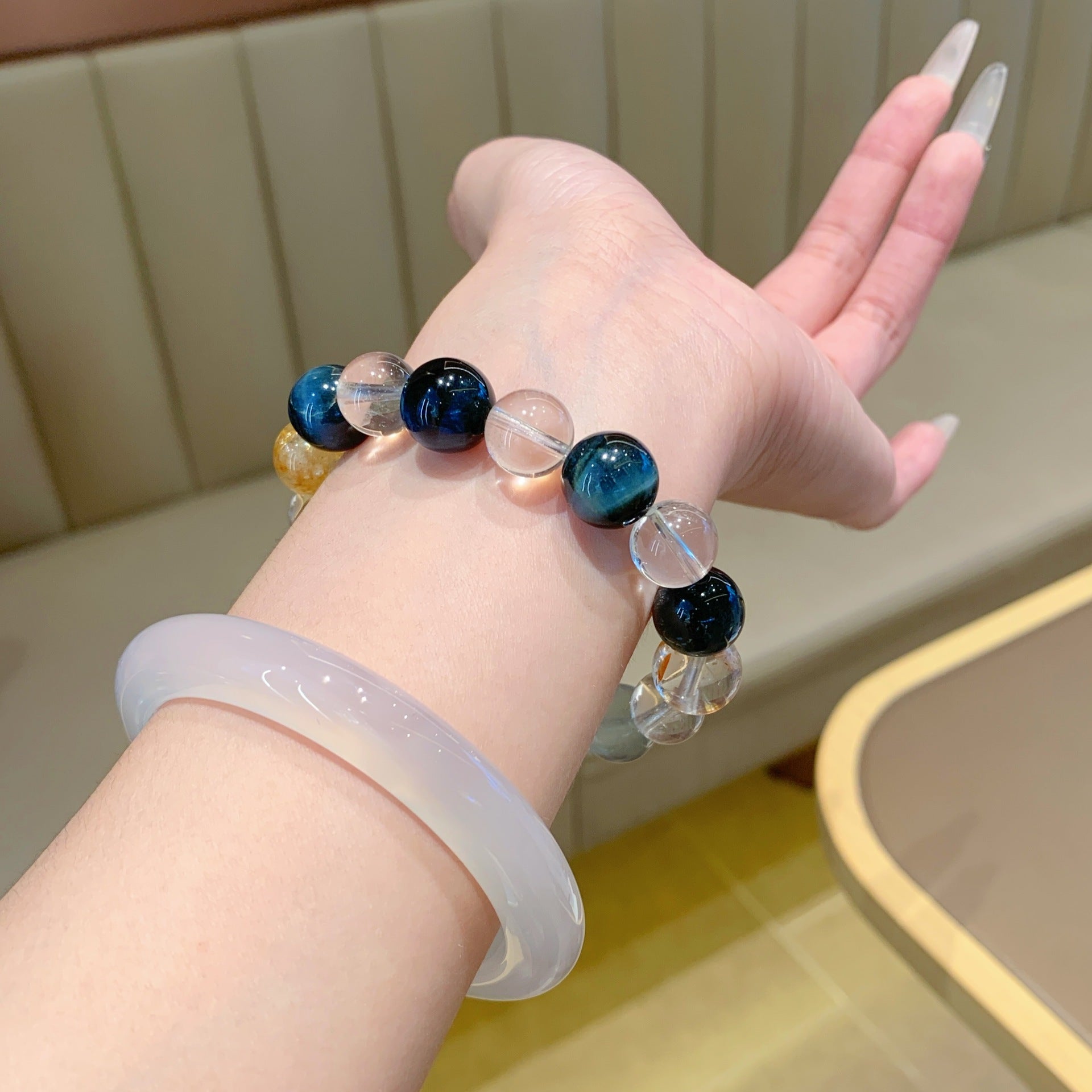 Natural Crystal Bracelet Light Luxury Retro High-end Clear Hand Jewelry Natural Crystal Bracelet Blue Tiger Eye Bracelet