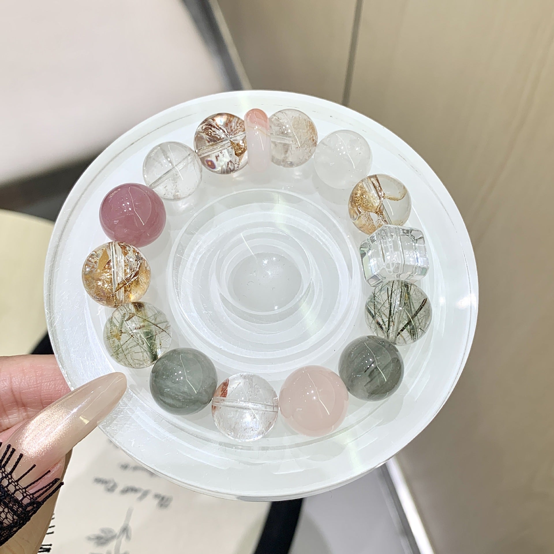 Natural White Phantom with Gold Leaf Glue Flowers White Ghost DIY Single Loop Bracelet Factory Wholesale Crystal Bracelet