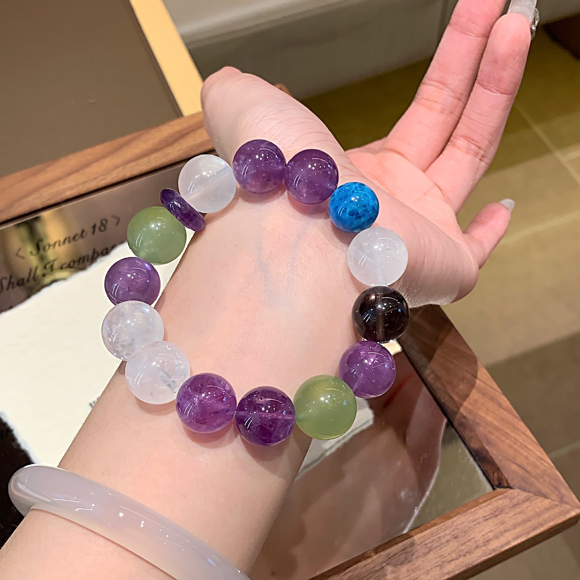 Xiaohongshu Same Style Natural Multi-Gem Amethyst White Phantom Bracelet Snowflake Ghost Bracelet Ornament Crystal Bracelet