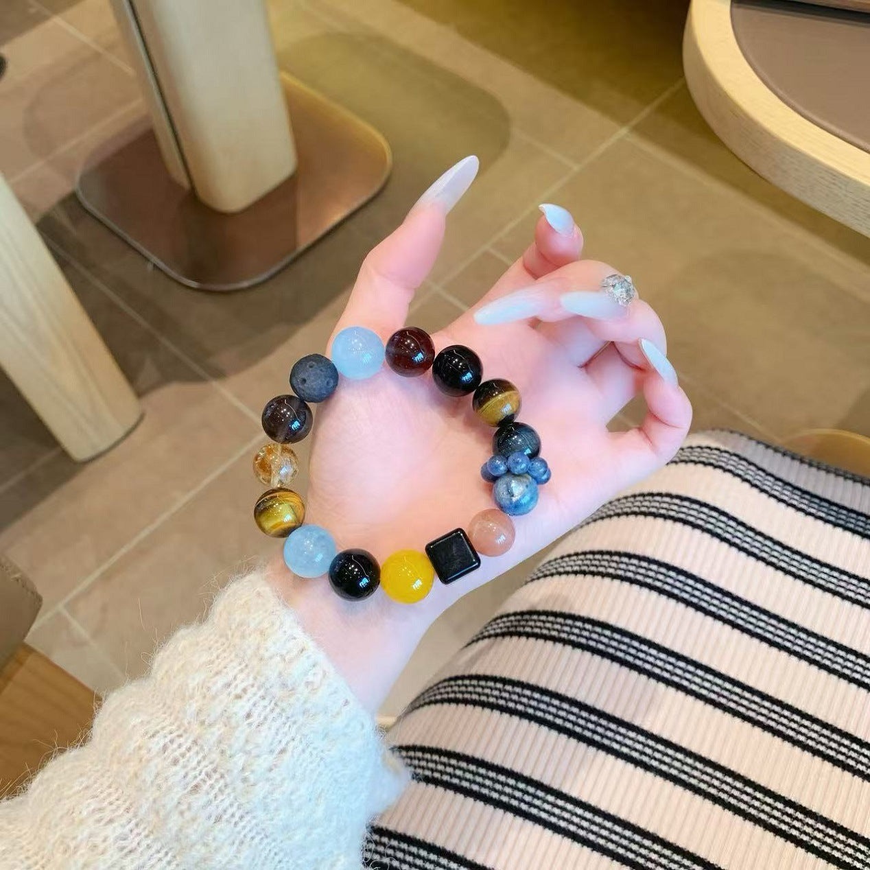 Internet Celebrity Style Natural Crystal Bracelet Lucky Yellow Tower Crystal Red Glue Flower Tiger Eye Stone Beaded Simple High-End Bracelet