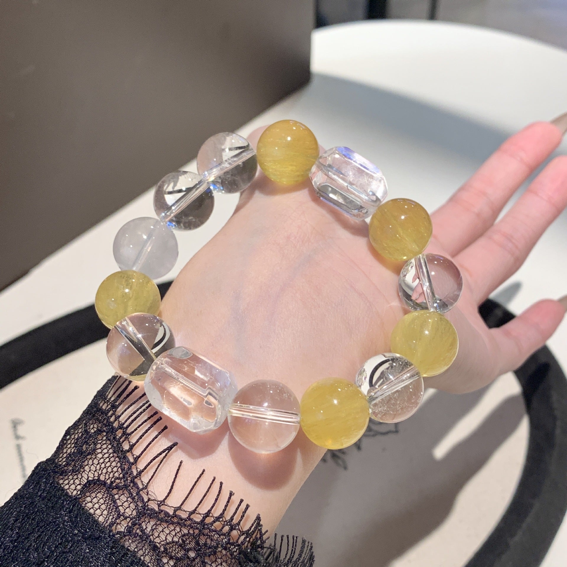 Natural White Crystal Yellow Crystal White Crystal Bracelet for Women Fashionable Unique Exquisite Niche Simple Versatile High-end Bracelet
