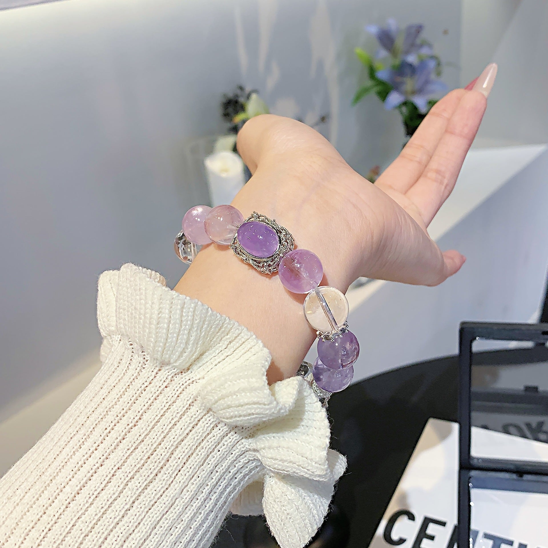 Natural lavender amethyst bracelet White Crystal Matching High-End Luxury Crystal Large Bead Bracelet Jewelry