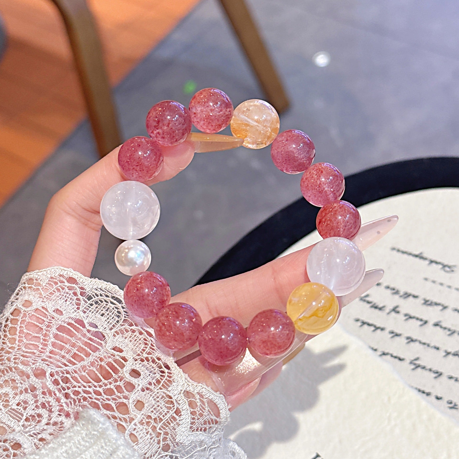 【Rose Nectar】Natural Strawberry Crystal Bracelet Handcrafted Exquisite Strawberry Crystal Bracelet Crystal Bracelet