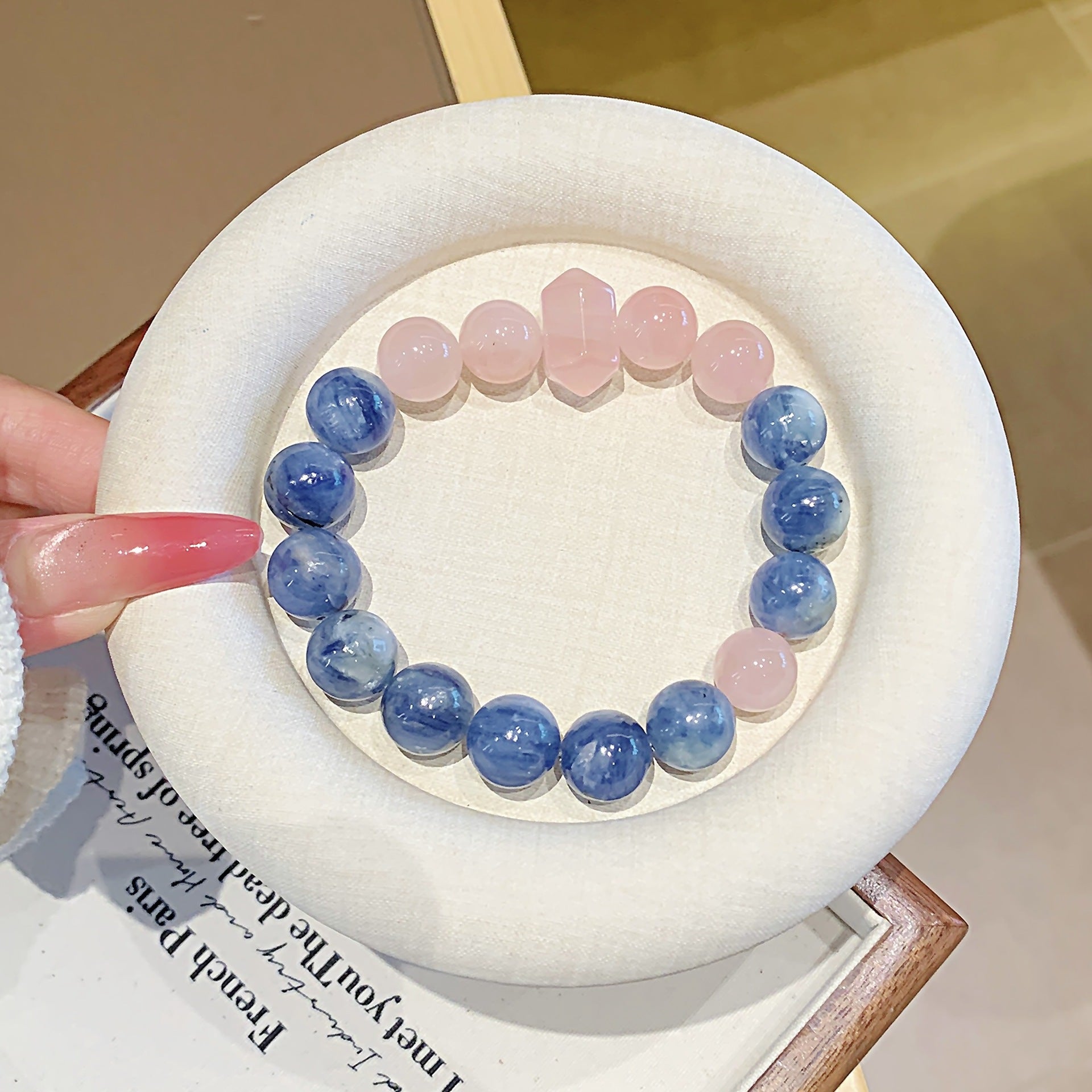 Blue crystal Natural Crystal Bracelet diy Natural Crystal Popular Bracelet Ornament Original Crystal Bracelet with a Sense of Sophistication