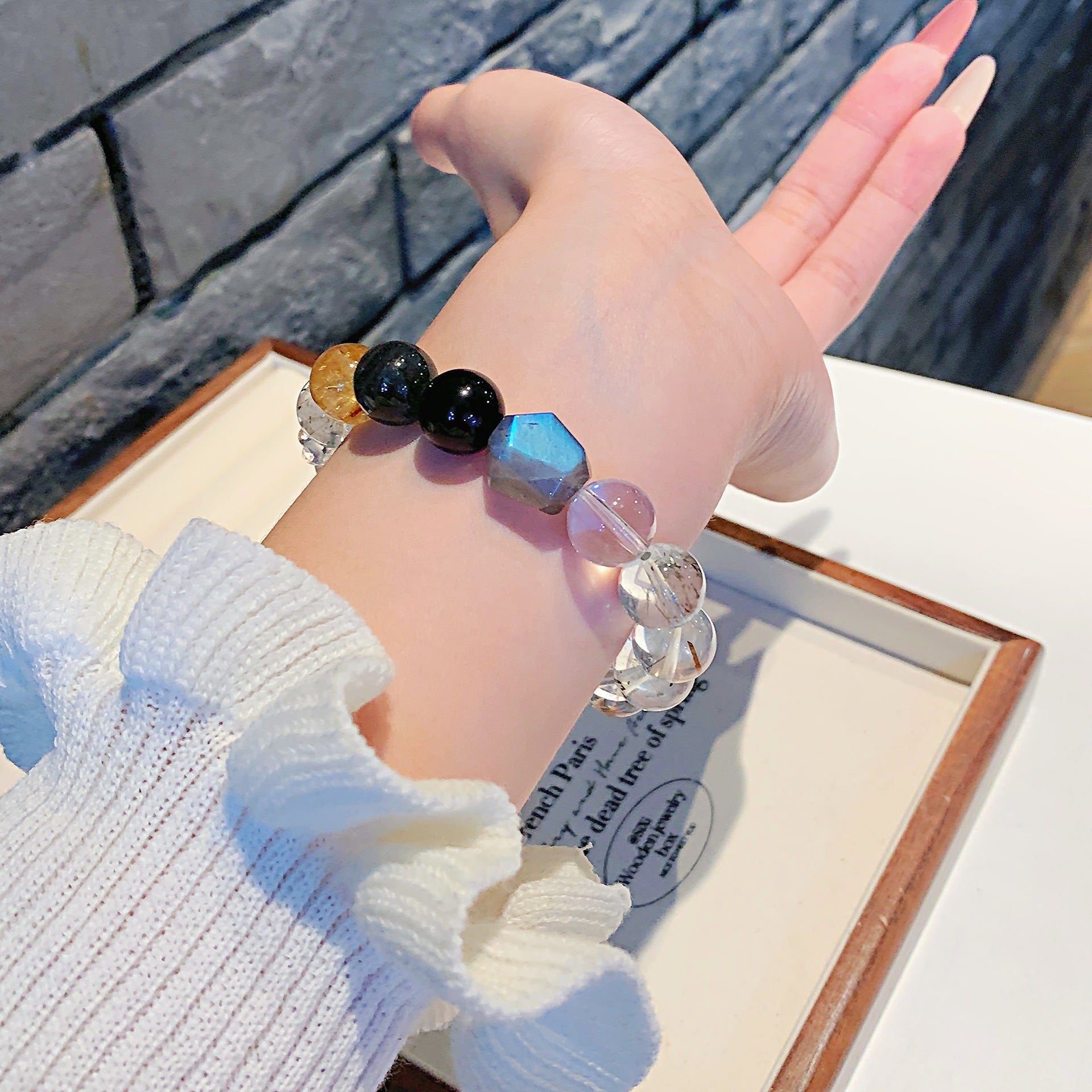 Natural Crystal Hot-Selling Hand Jewelry Exclusive for cross-border Gray Moonlight Crystal Bracelet Original diy White Crystal Jewelry Strand