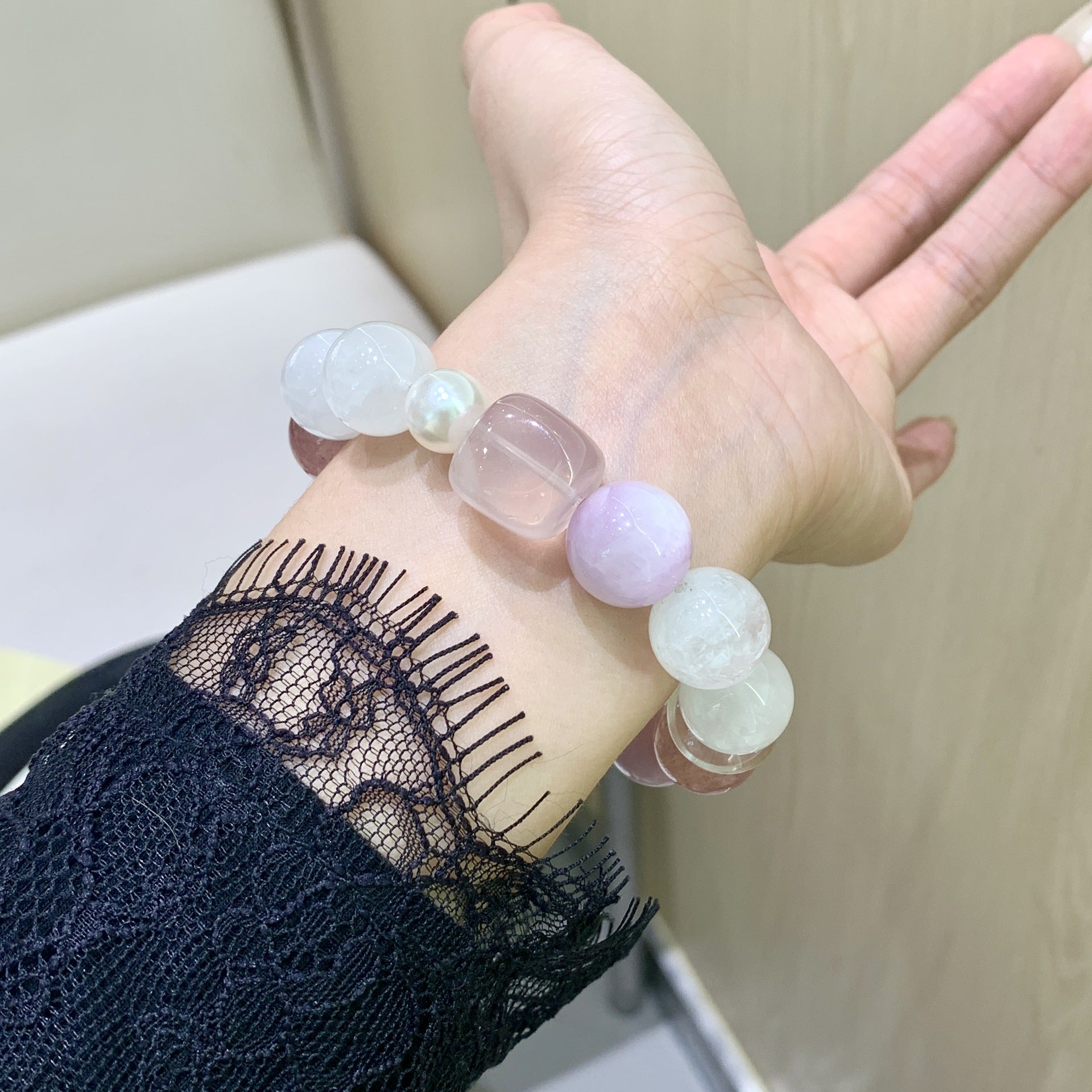 Natural Crystal Bracelet Purple Lithium Quartz and White Phantom Bracelet Hot-Selling Jewelry Bracelet Purple Spodumene Crystal Bracelet