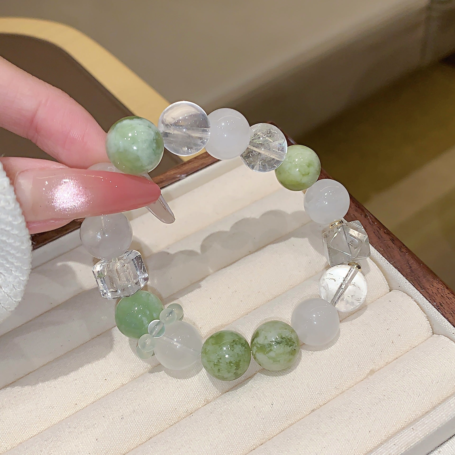 Green Grape Milk Cap White Natural Xiuyan White Crystal Multi-Gem Bracelet for Women Gift Light Luxury Beaded Bracelet Crystal Chain