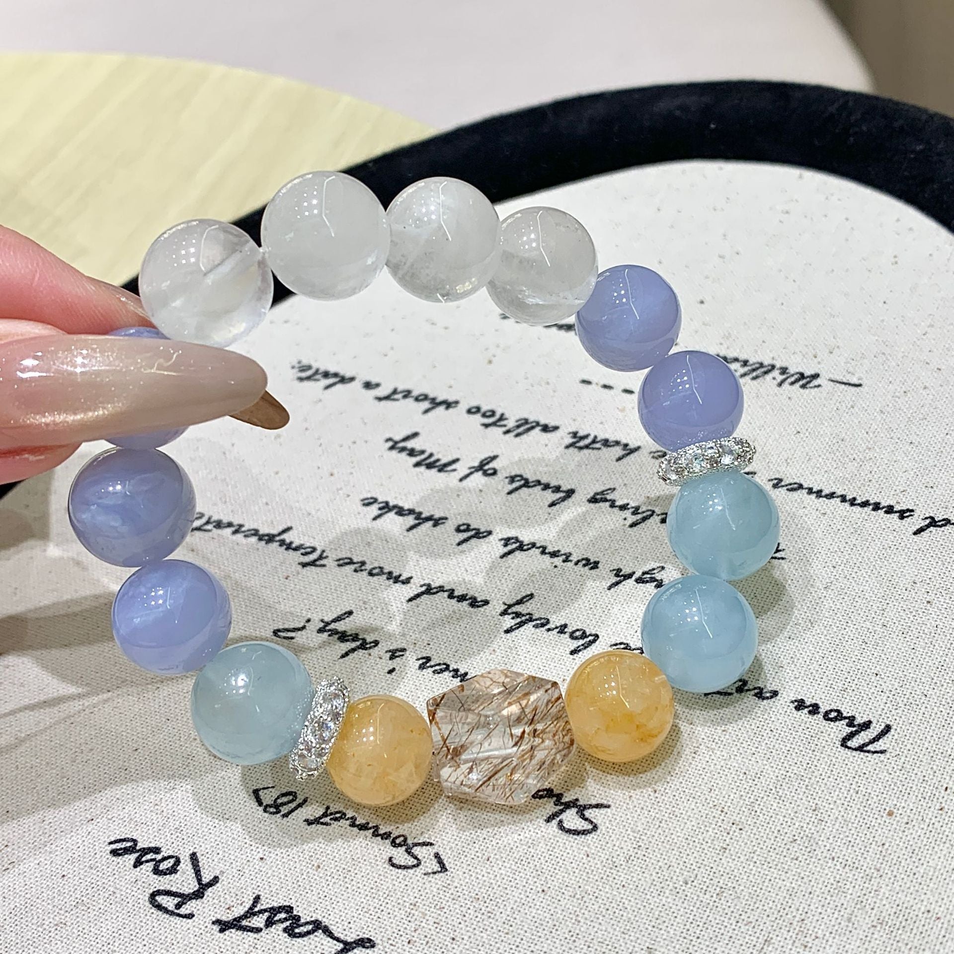 Duobao Natural Crystal Bracelet Female High-End Sweet Gentle Yellow Gum Flower Whitening and Clear Blue Vein Agate Bracelet