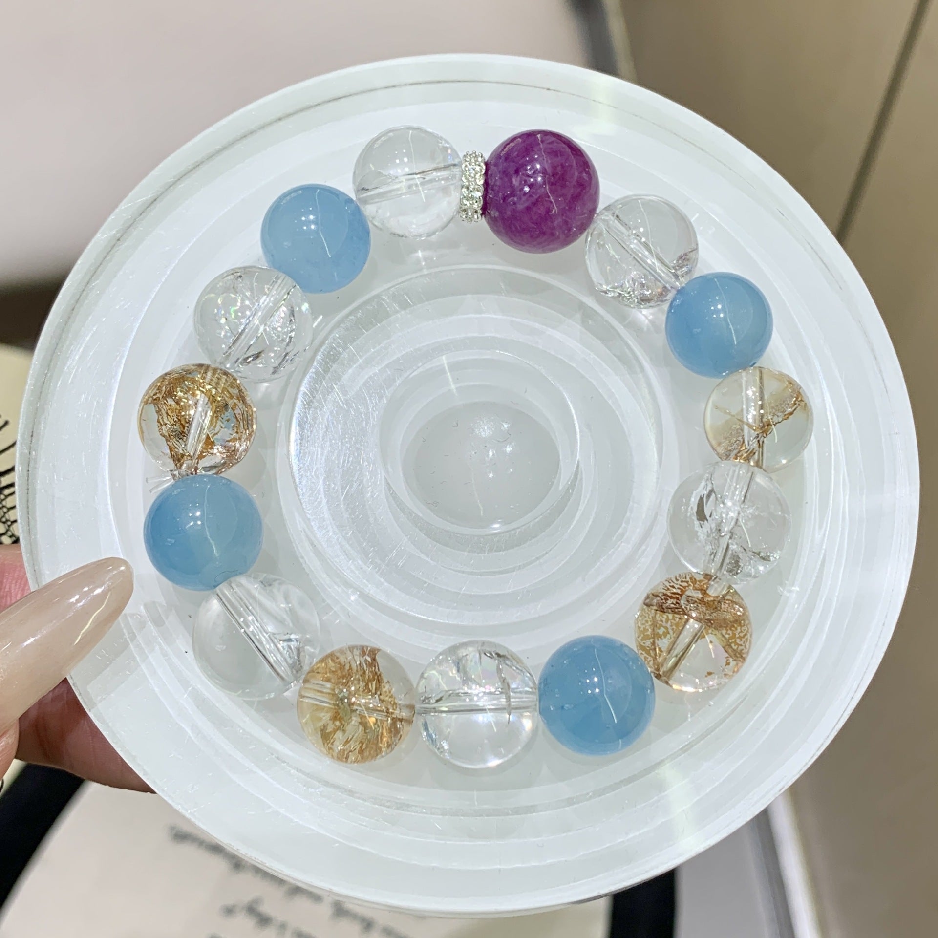 Qiaoen Colorful Candy Natural White Crystal Aquamarine Gold Foil Glue Flower Amethyst Multi-Gemstone Bracelet for Women Fashionable