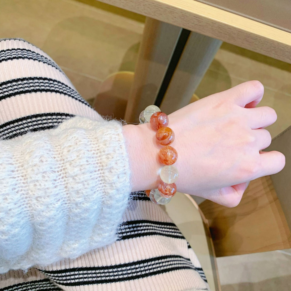 Natural Red Gum Flower White Crystal Beads Duobao Bracelet for Women Fresh and Sweet Floating Flower Southern Red Bead Bracelet Wholesale Jewelry