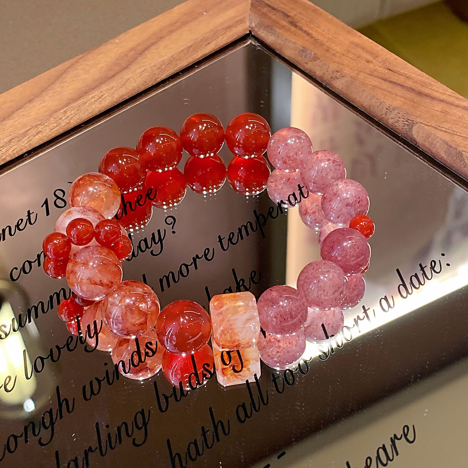 Gradient Crystal Bracelet Jewelry Retro Light Luxury Exquisite Simple Versatile Hand Accessories Red Agate Natural Crystal Bracelet