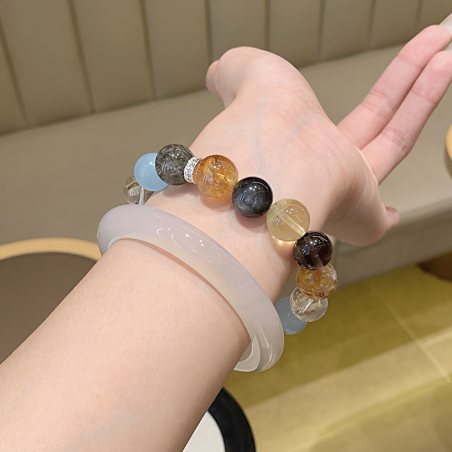 Original Design Natural Crystal White Crystal Bracelet TikTok Xiaohongshu Hot-Selling Light Luxury Natural Yellow Pagoda Crystal Bracelet