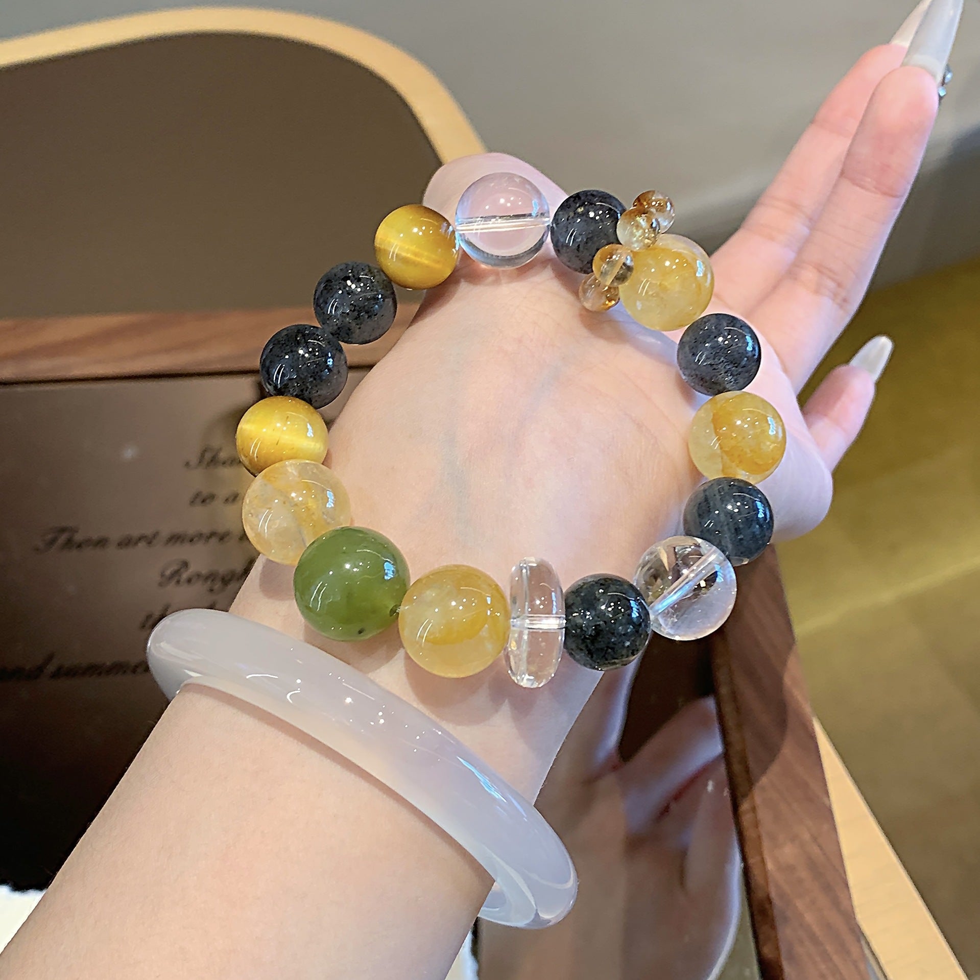 Natural Crystal Bracelet Original design autumn new bracelet high-end accessory Blue Agate Crystal Bracelet