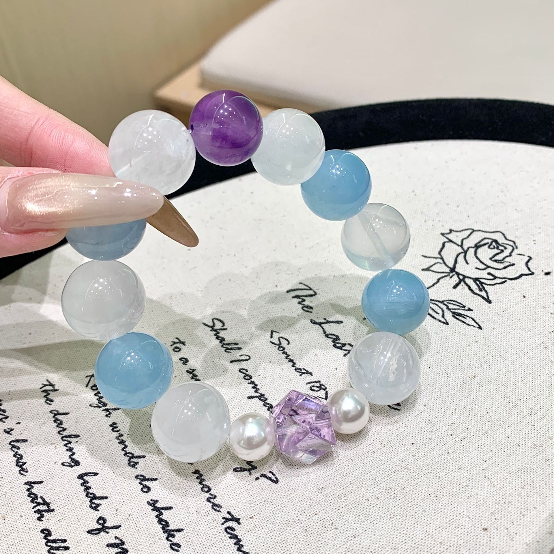 Natural Crystal Aquamarine Bracelet Whitening Elegant Fashion Style Fairy Appearance Multi-Gem Crystal Necklace Wholesale Bracelets