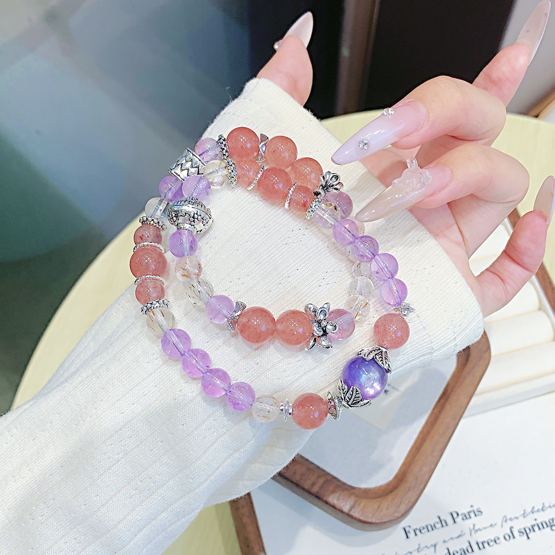 Manufacturer wholesale natural strawberry crystal jewelry DIY Jewelry Accessories Single Circle Bracelet Original Design