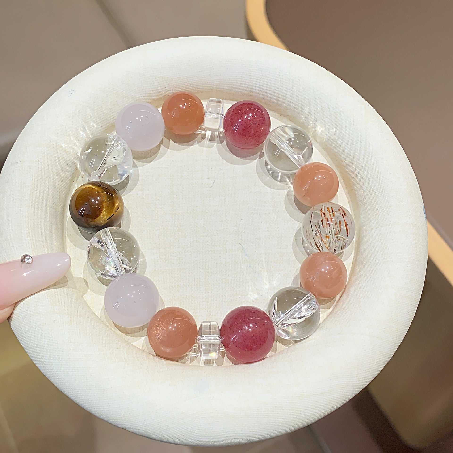 Original Natural Strawberry Crystal Bracelet Duobao Bracelet Simple Design TikTok Live Source Crystal Bracelet Wholesale